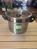 Steamer pot assembled with lid