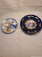Front view of both decorative plates