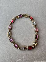 Full view of bracelet arranged in oval