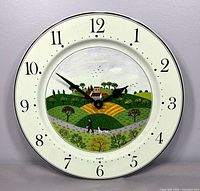 Front view of round Design Naif wall clock