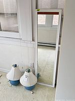 Mirror and two lamps overview
