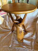 Full view of assembled wooden plant stand