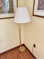 Lamp unlit showing overall appearance