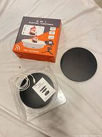 Retail box, turntable with largest disc attached, USB cable and instruction sheet