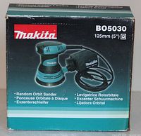 Retail box showing Makita BO5030 model and specs