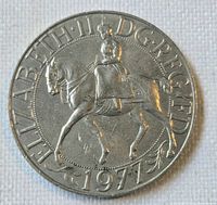 Obverse showing Queen Elizabeth II on horseback with date 1971