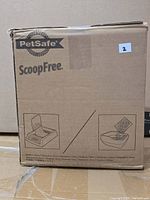 Closed PetSafe ScoopFree box