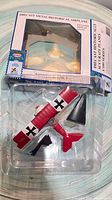 Box showing Fokker DR1 model and packaging