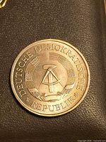 Reverse of coin with denomination and inscription