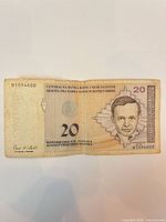 Obverse of 20 BAM banknote showing portrait, serial numbers, watermark area and security thread