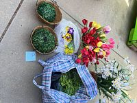 overview of baskets, flower stems, tote