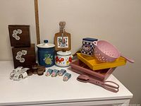 Group shot of all vintage kitchen items displayed together