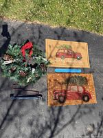 Full lot showing both mats, wreath and two hangers