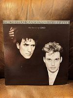 Front cover with band portraits and title