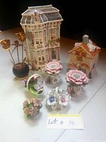 All eight decorative items grouped together