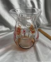 full view of glass wax/oil warmer front and top