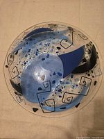 Top view showing full plate design