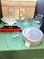 Overview of all items on table