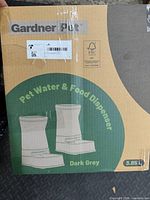 Sealed Gardner Pet box showing product graphics and 3.85 L specification