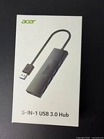 Front of retail box showing Acer 5-IN-1 USB 3.0 Hub image