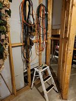 Lot overview showing cords, pouch and step stool