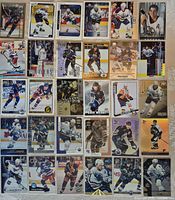 All 30 Doug Weight hockey cards laid out in five rows of six