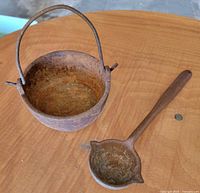 Pot interior and ladle top view