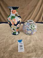 Front view of both vases