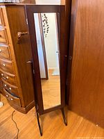 Front view showing mirror and stand