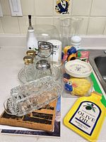 Full lot overview on countertop