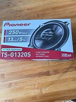 Front of sealed Pioneer TS-G1320S speaker box