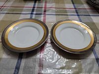 Top view of both plates showing design and quantity