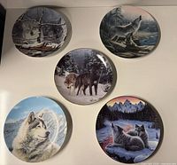 Overview of all five wolf collectible plates