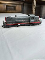 Side view displaying Southern Pacific lettering and road number 2061