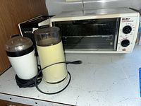 Braun and Macina Caffe grinders with Welbilt toaster oven