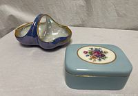 Both porcelain items together showing size relationship