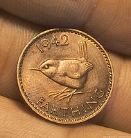 Reverse of 1942 farthing showing wren and date