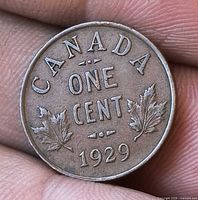 Reverse view CANADA ONE CENT 1929 with maple leaves
