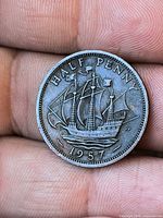 Reverse side showing Golden Hind, denomination and date 1957