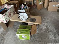 Saw, spare blade and box overview