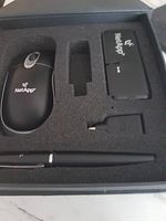 Mouse, pen, cable in presentation box