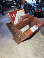 Magazine rack front view with frame inside