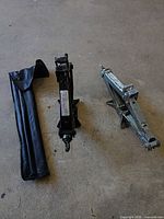Both scissor jacks and pouch overview