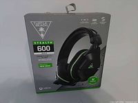 Front of retail box showing Turtle Beach Stealth 600 Gen 2 headset image and specifications