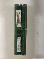 Full view of the Hynix 512MB DDR2 ECC DIMM