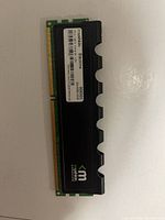 Front side of RAM showing heat spreader and label