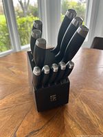 Full set in block showing knife handles and block exterior