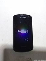 Front view powered on displaying Verizon 4G LTE boot screen
