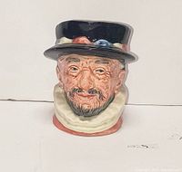Front view of Royal Doulton Beefeater Toby jug