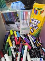 Overview of markers, Fineline set, pastel marker pack, Crayola pencils